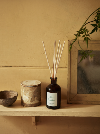 wild fig and saffron diffuser
